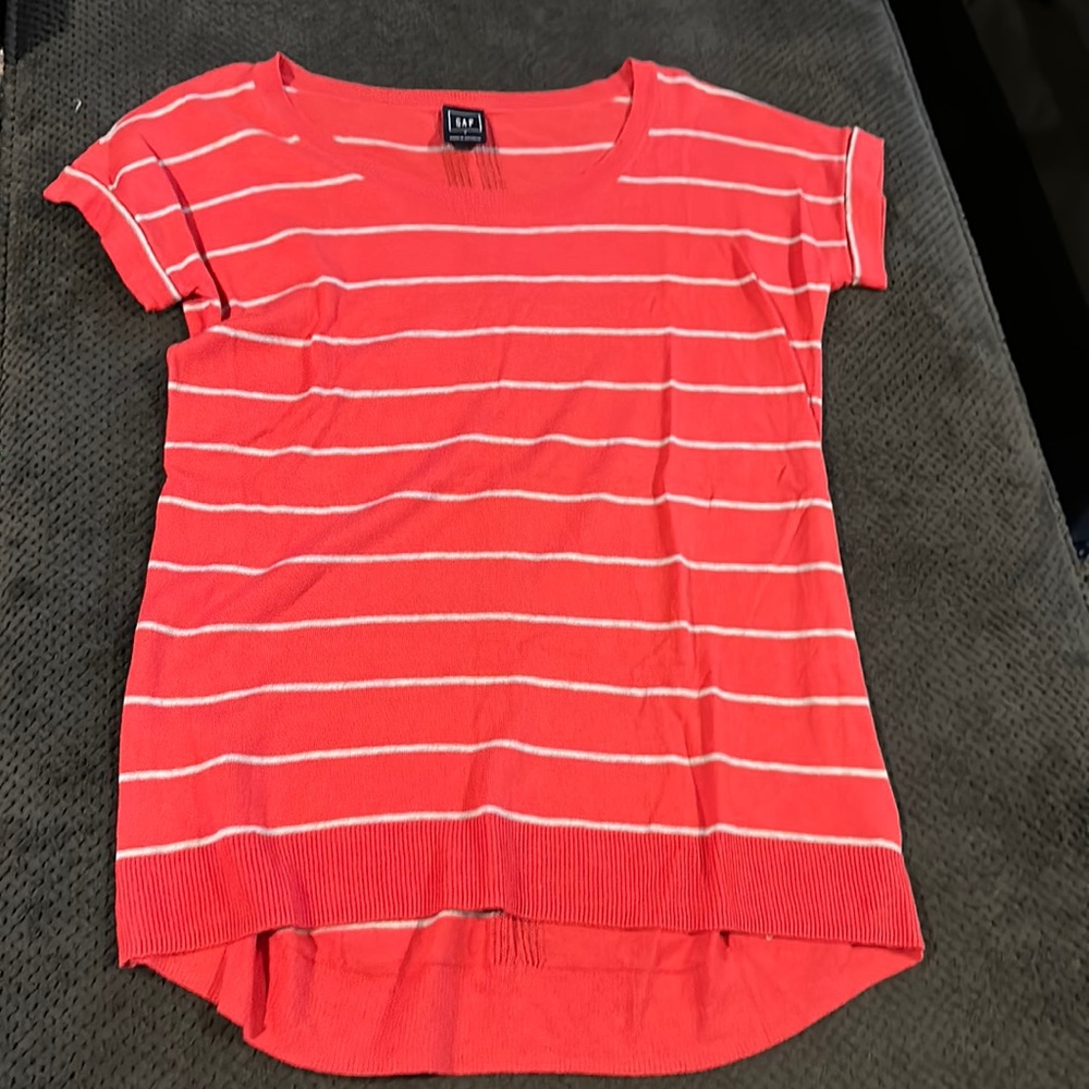 Gap women’s short-sleeve sweater